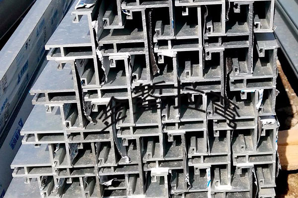 Stretch Bending of Curtain Wall Crossbeams